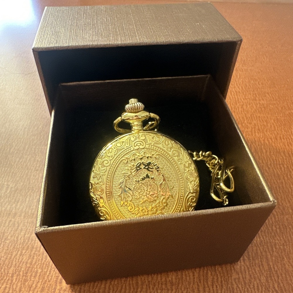 Elegant Gold Pocket Watch